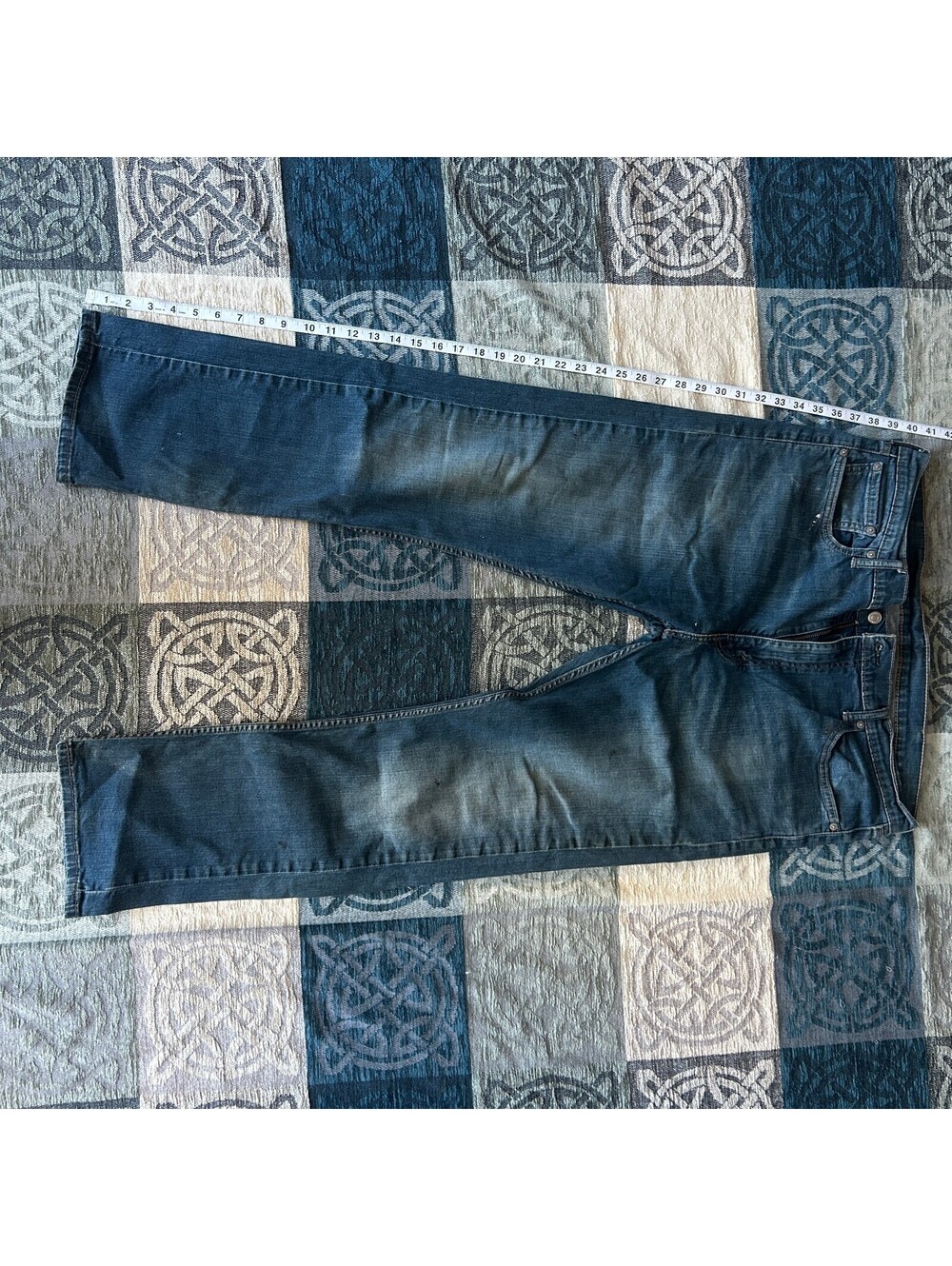 Levi Strauss & CO. 513 Jeans